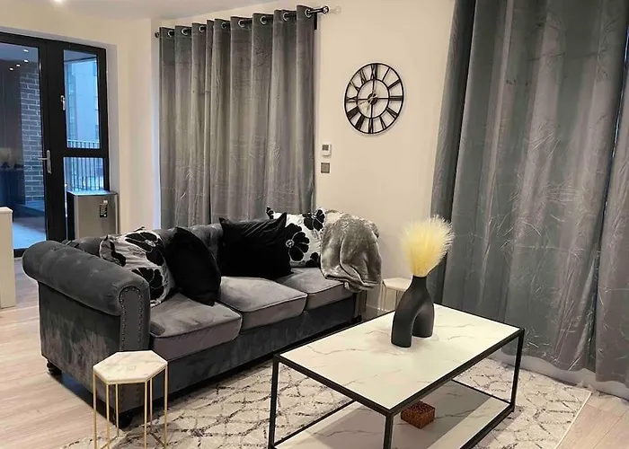 Stylish And Cosy 2 Bedroom Flat In Croydon
